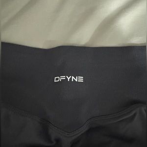 Grey DFYNE leggings